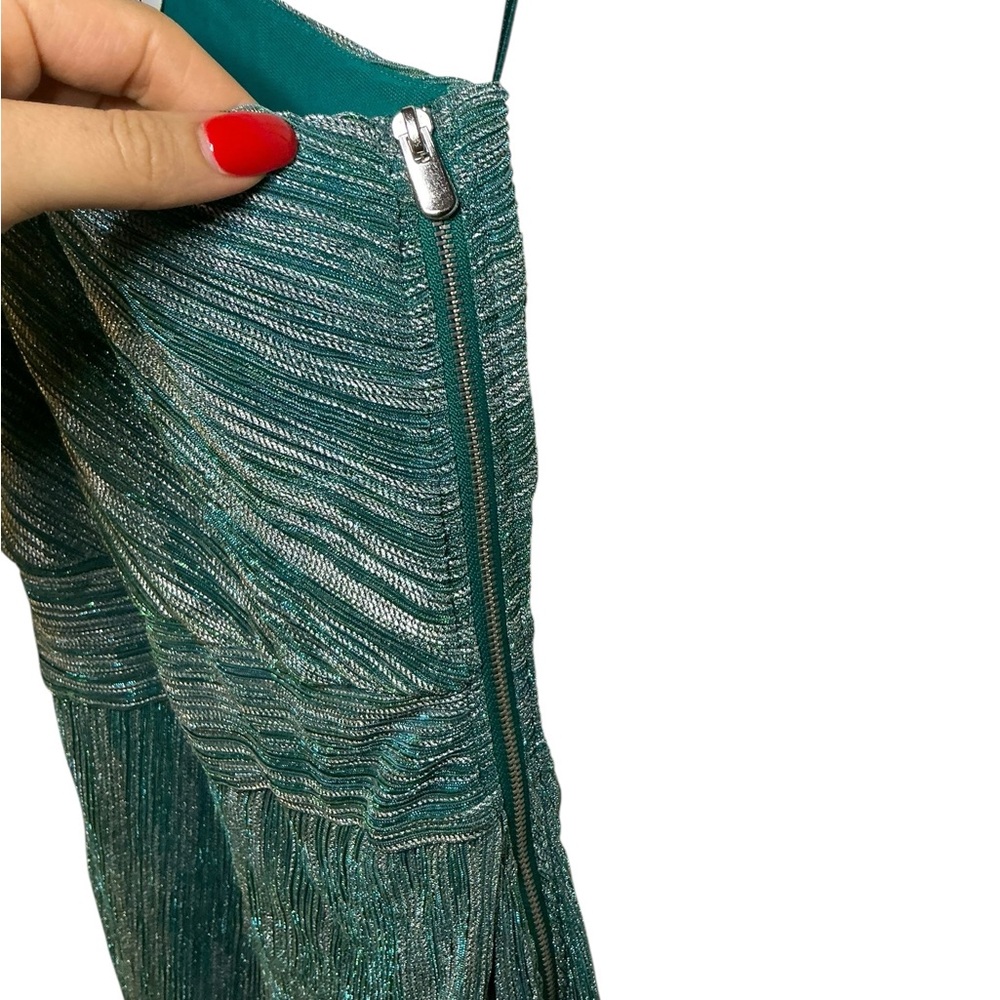 Saylor Alorna One-Shoulder Jade Metallic Pleat Midi Dress - Picture 6 of 6
